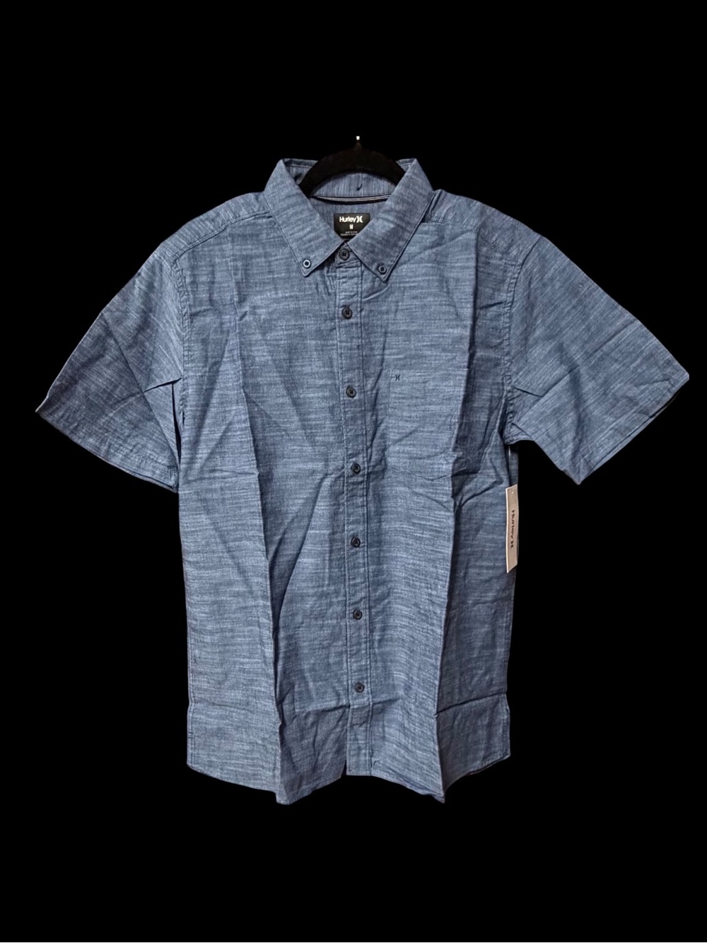 Hurley Classic Fit men’s size Medium button front shirt short sleeves Blue $45